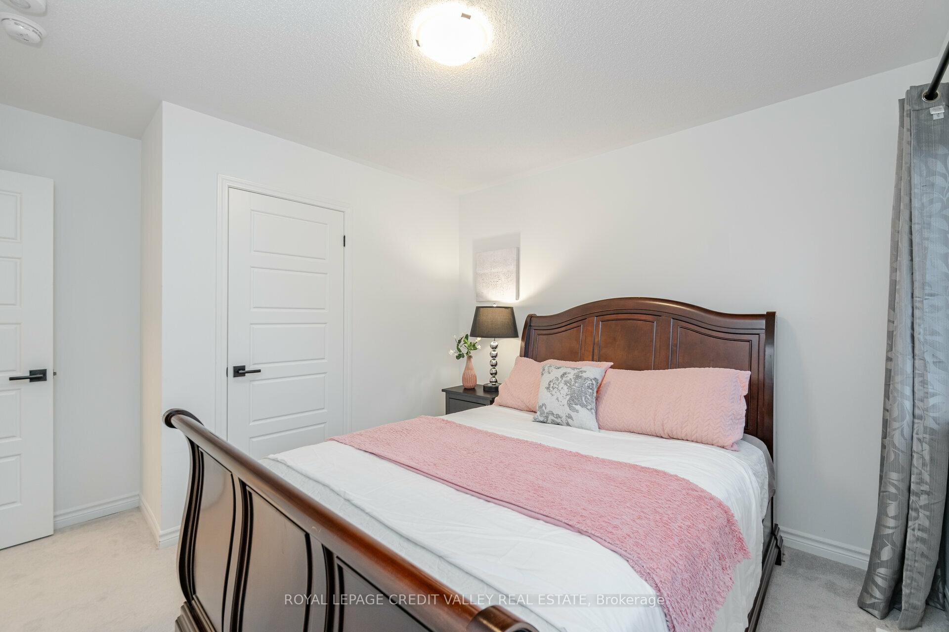 Photo 31 of 1574 Moira Crescent, Milton, Bowes — HOMEH