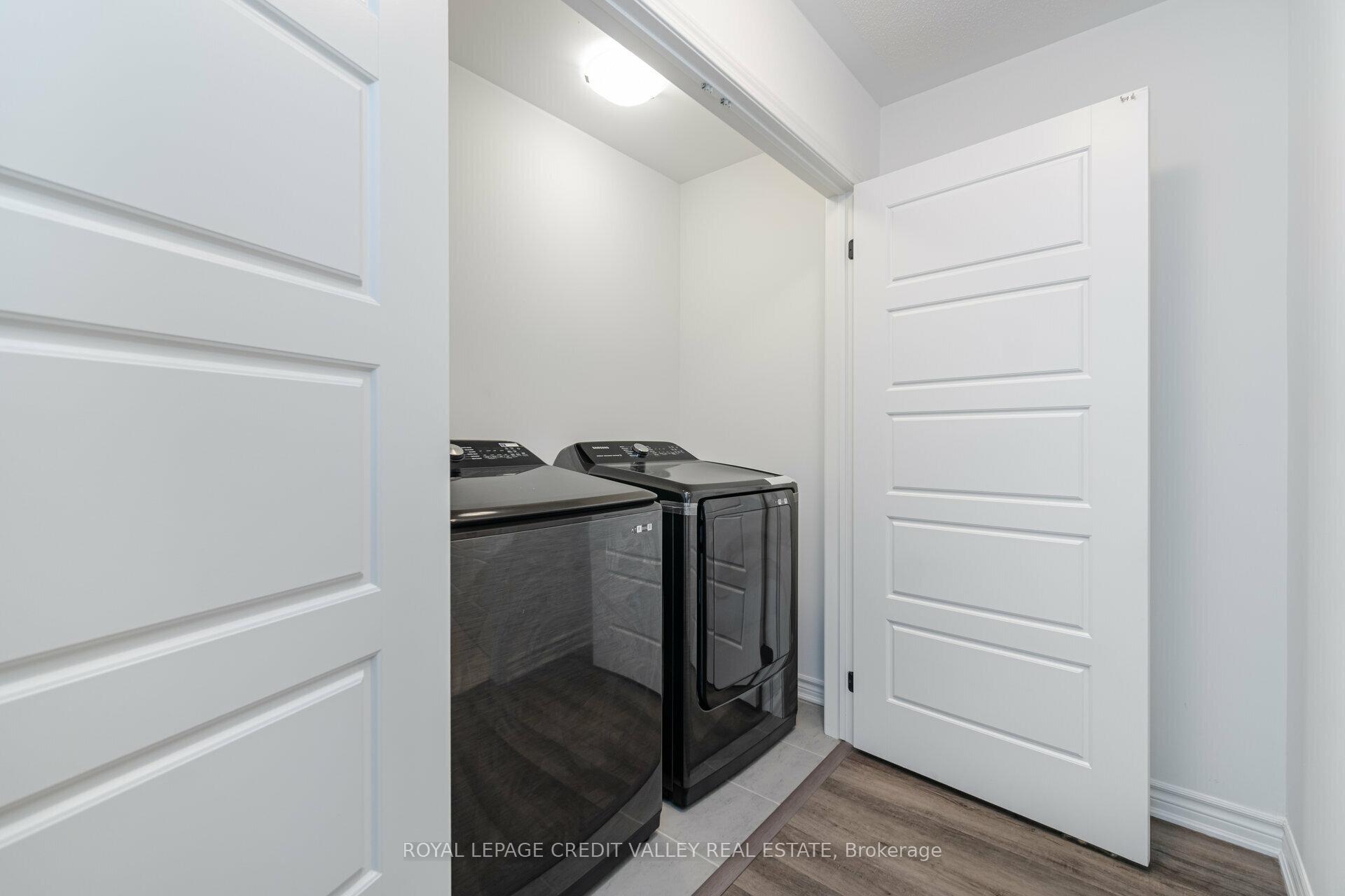 Photo 34 of 1574 Moira Crescent, Milton, Bowes — HOMEH