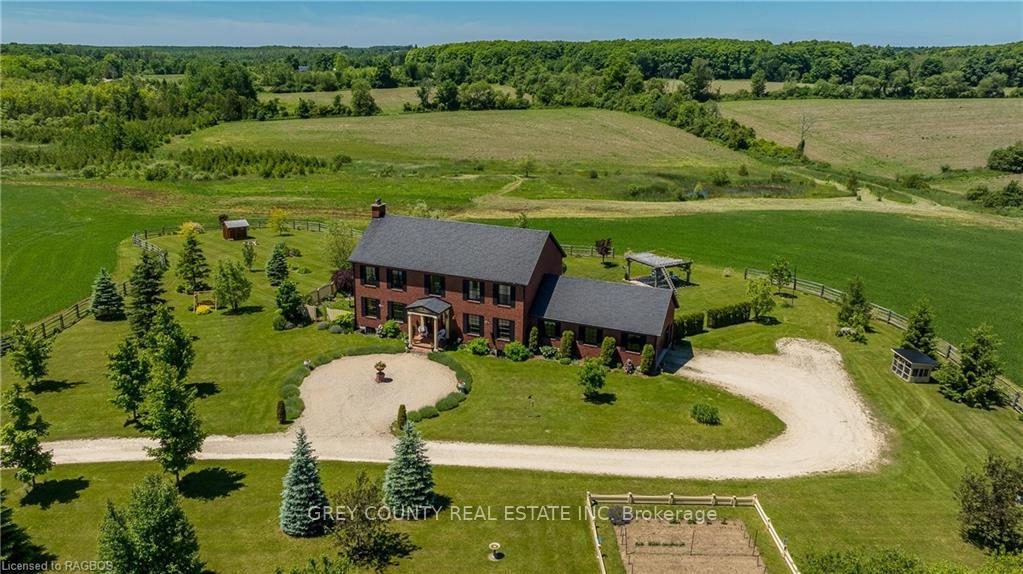 Photo 6 of 625475 Sideroad 16B, Grey Highlands — HOMEH