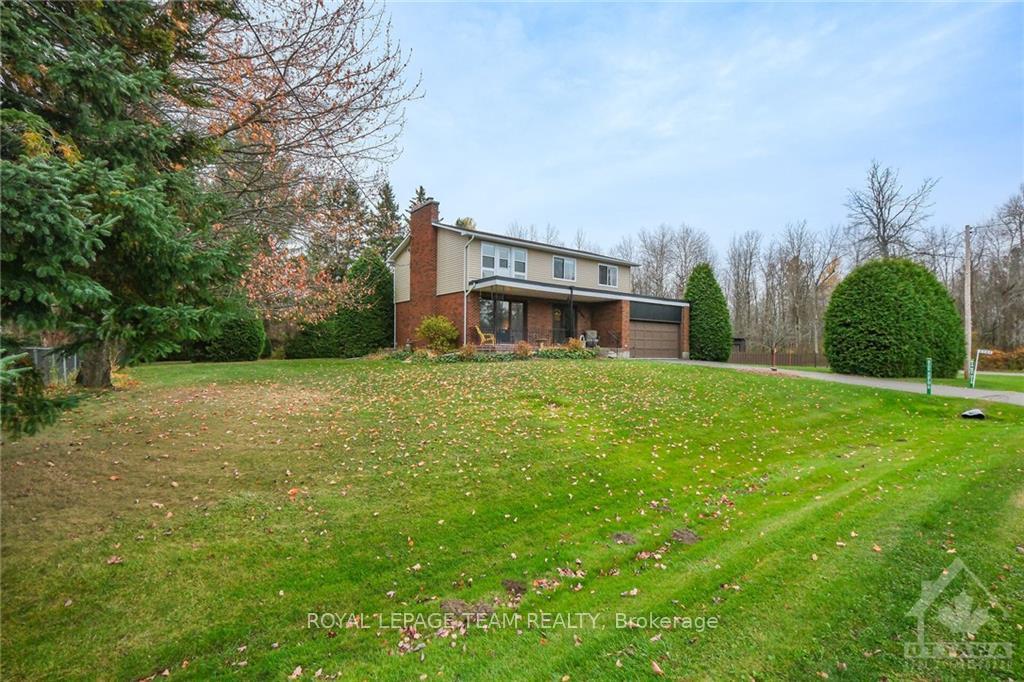 Photo 2 of 6544 Silver Maple Lane, Ottawa, Greely — HOMEH