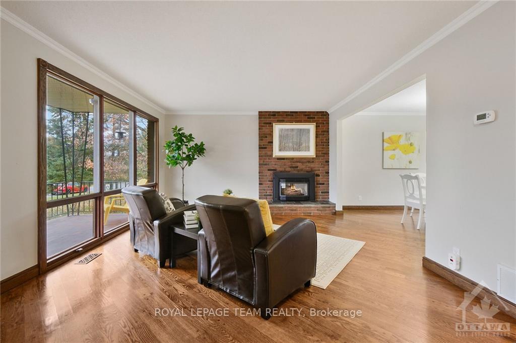 Photo 6 of 6544 Silver Maple Lane, Ottawa, Greely — HOMEH