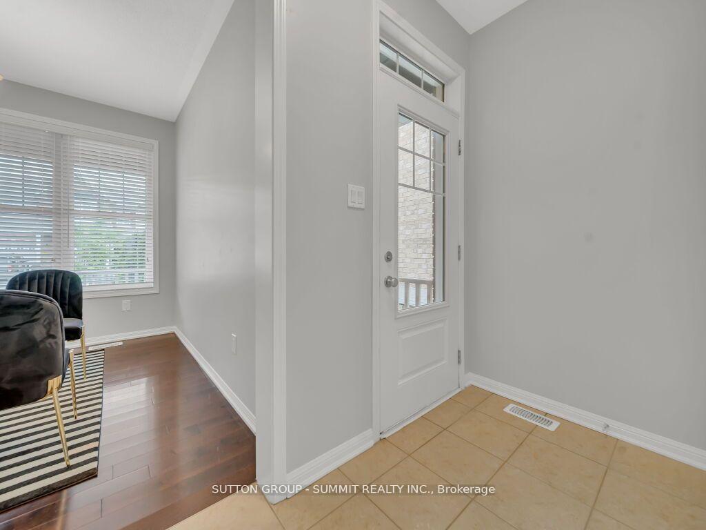 Photo 5 of 514 McFerran Crescent, Milton, Willmott — HOMEH