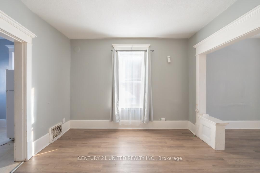 Photo 12 of 274 Dalhousie Street, Peterborough, Town Ward 3 — HOMEH
