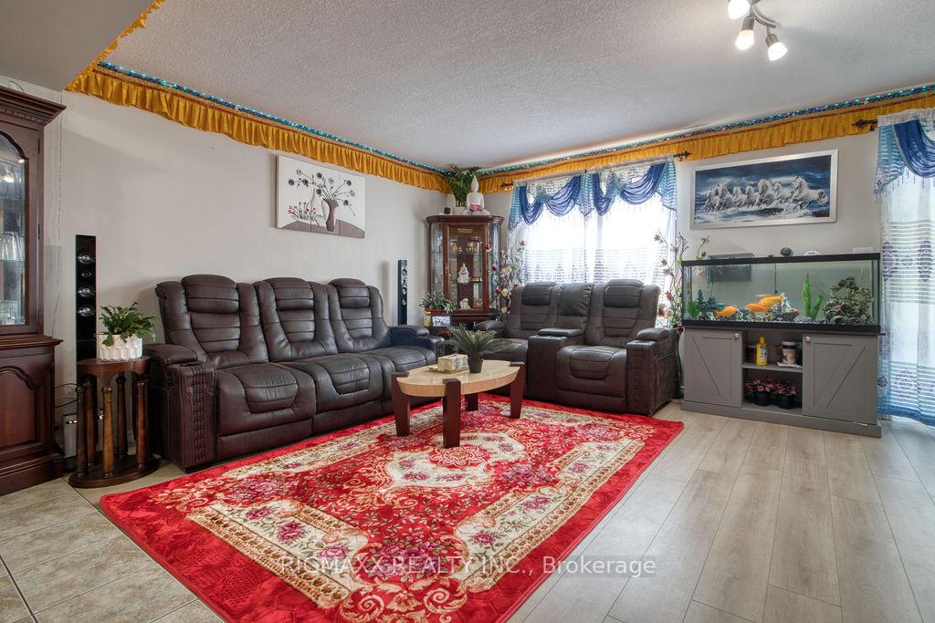 Photo 21 of 26 Warren Street, Guelph, Grange Road — HOMEH