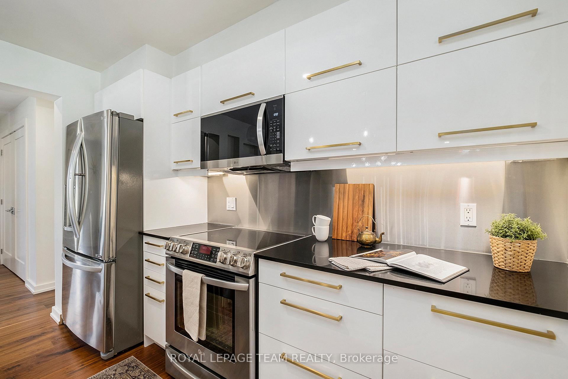 Photo 6 of 2854 Kelsey Street, Ottawa, Metcalfe — HOMEH