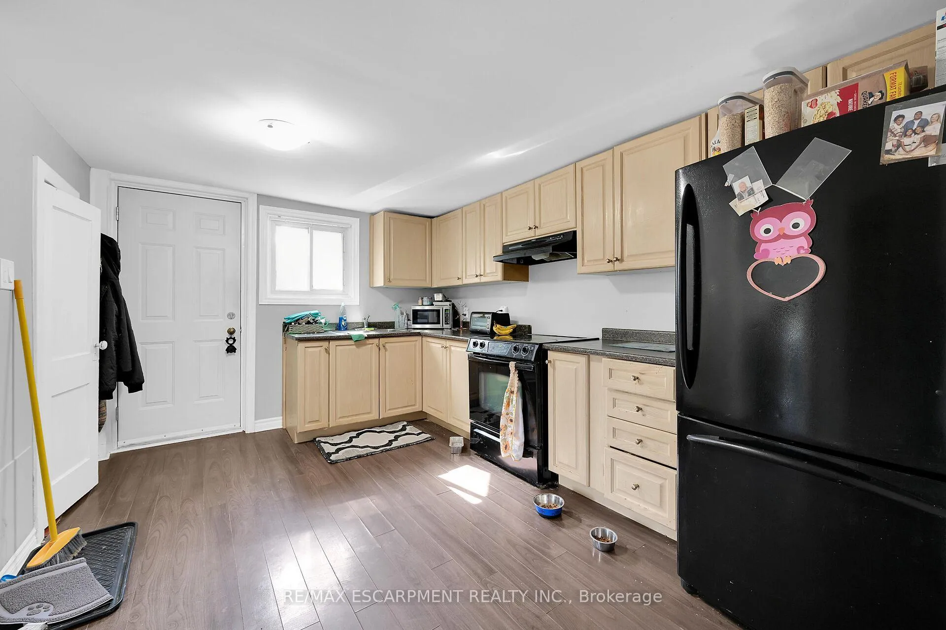 Photo 17 of 942 Upper Gage Avenue, Hamilton, Lawfield — HOMEH
