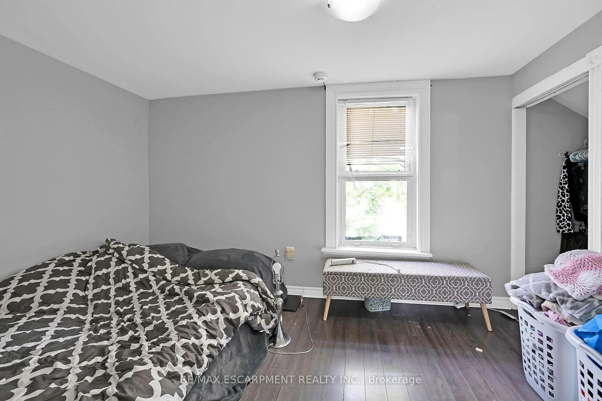 Photo 20 of 942 Upper Gage Avenue, Hamilton, Lawfield — HOMEH