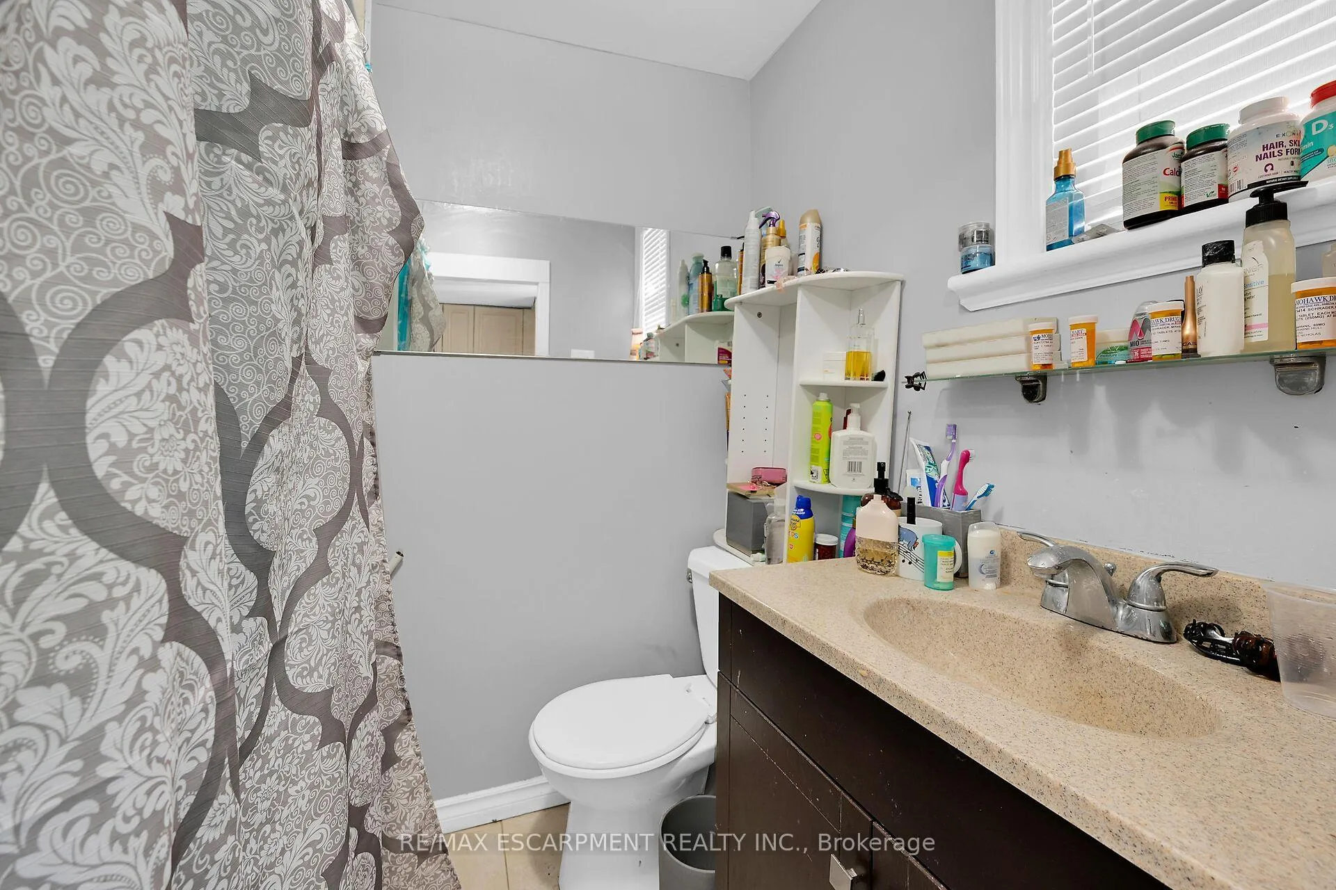 Photo 22 of 942 Upper Gage Avenue, Hamilton, Lawfield — HOMEH