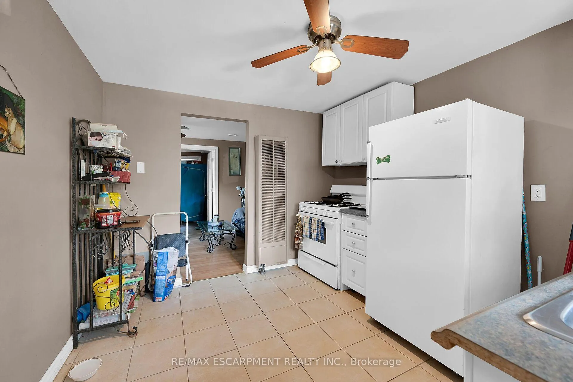 Photo 30 of 942 Upper Gage Avenue, Hamilton, Lawfield — HOMEH