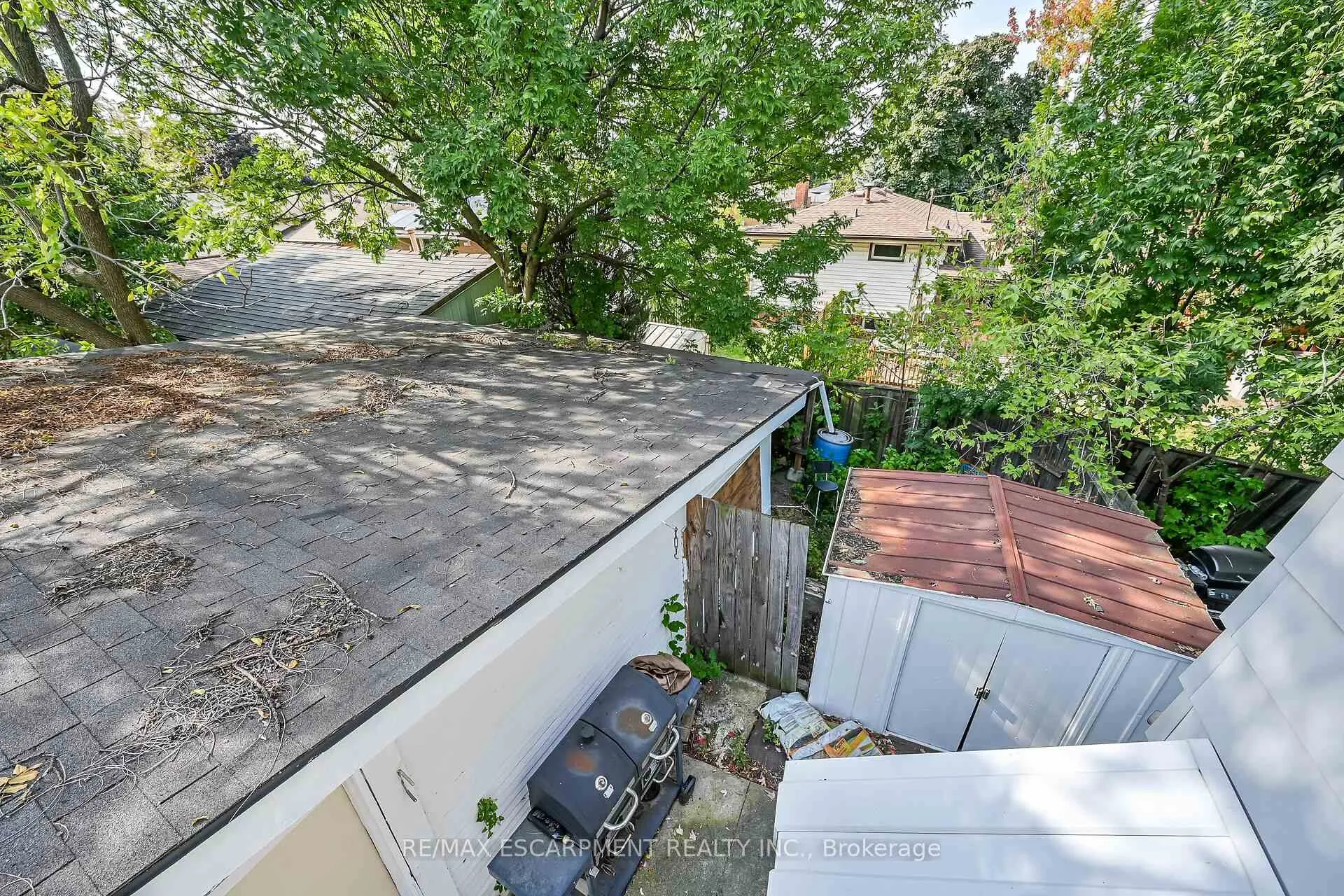 Photo 33 of 942 Upper Gage Avenue, Hamilton, Lawfield — HOMEH