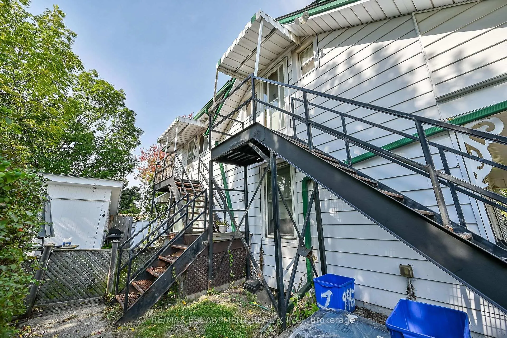Photo 43 of 942 Upper Gage Avenue, Hamilton, Lawfield — HOMEH