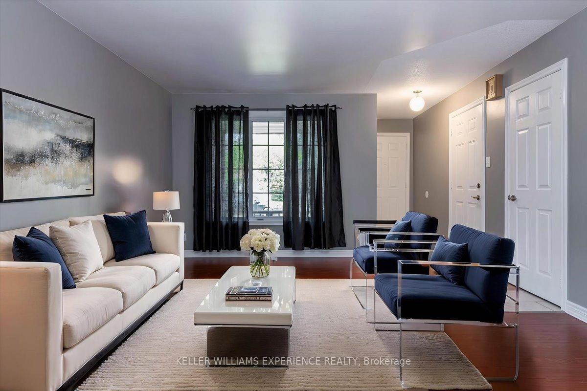 Photo 3 of 74 Sundew Drive, Barrie, Holly — HOMEH