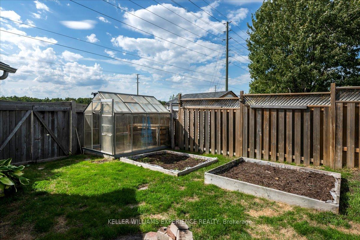 Photo 25 of 74 Sundew Drive, Barrie, Holly — HOMEH