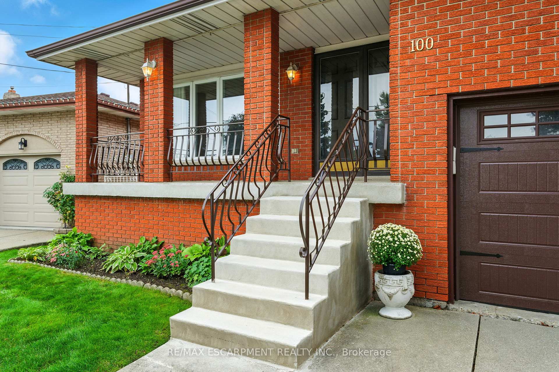 Photo 3 of 100 Taymall Street, Hamilton, Templemead — HOMEH