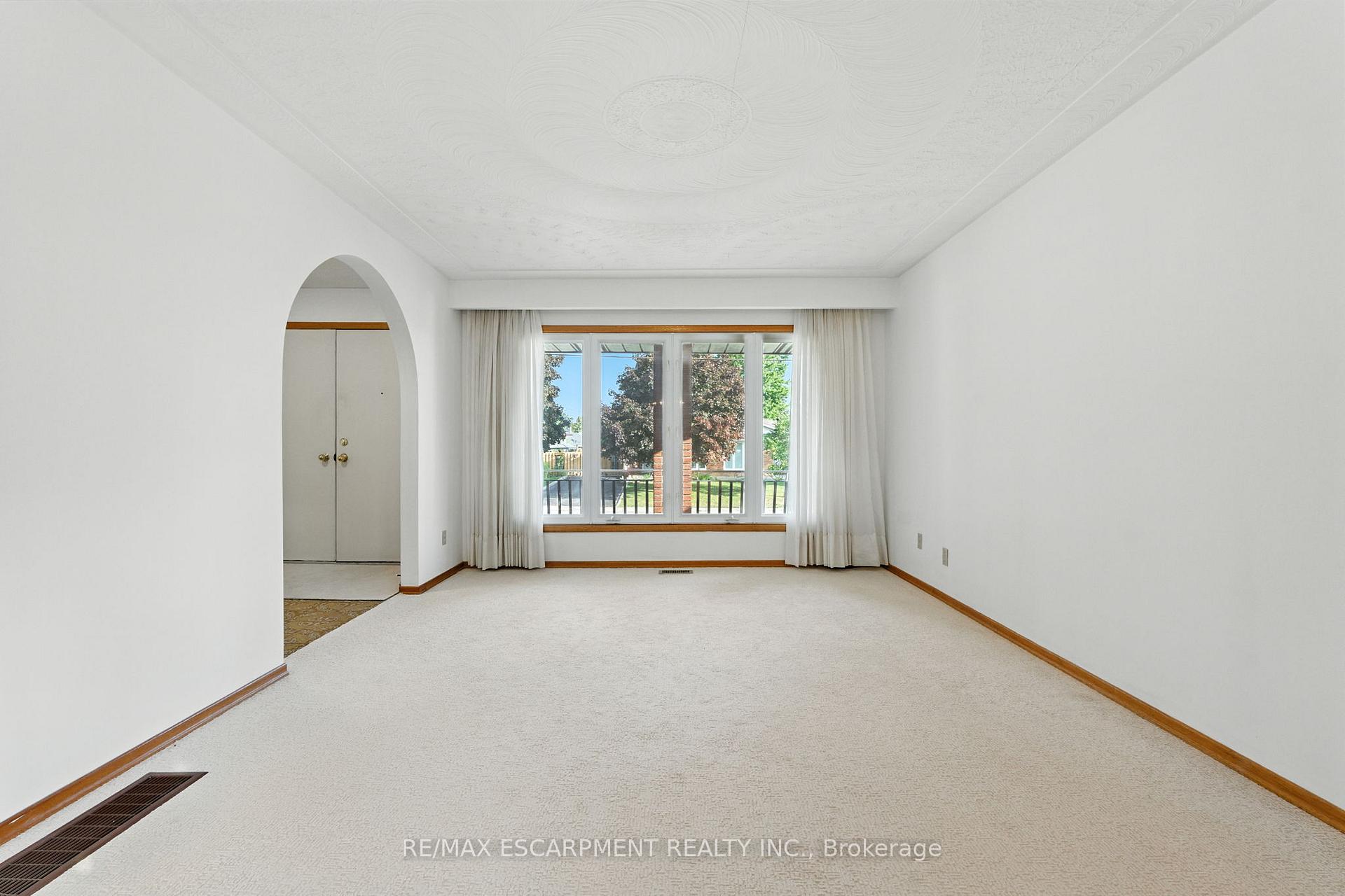 Photo 6 of 100 Taymall Street, Hamilton, Templemead — HOMEH