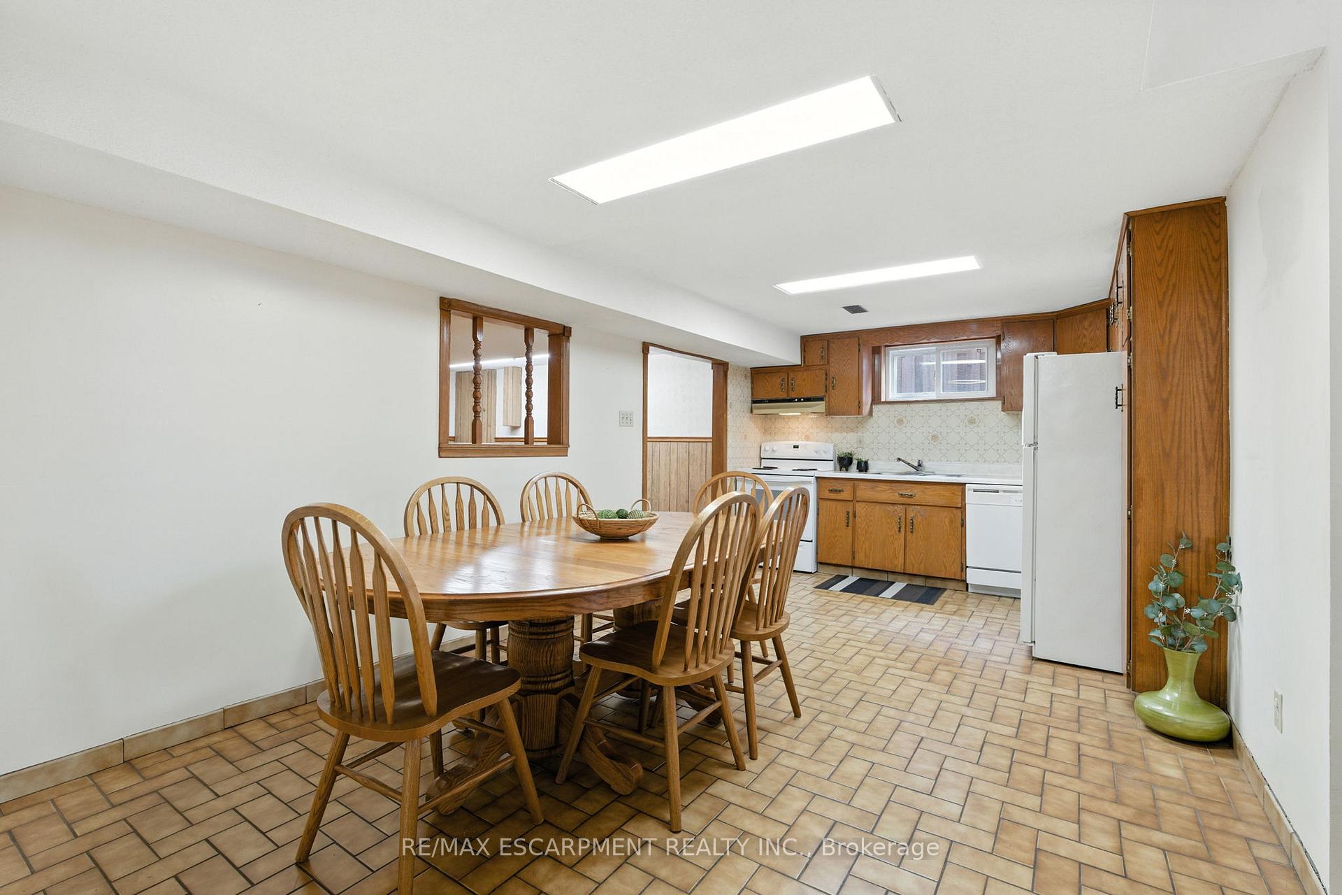 Photo 38 of 100 Taymall Street, Hamilton, Templemead — HOMEH