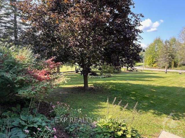 Photo 25 of 8286 Rodney Farm Drive, Ottawa, Osgoode Twp North of Reg Rd 6 — HOMEH