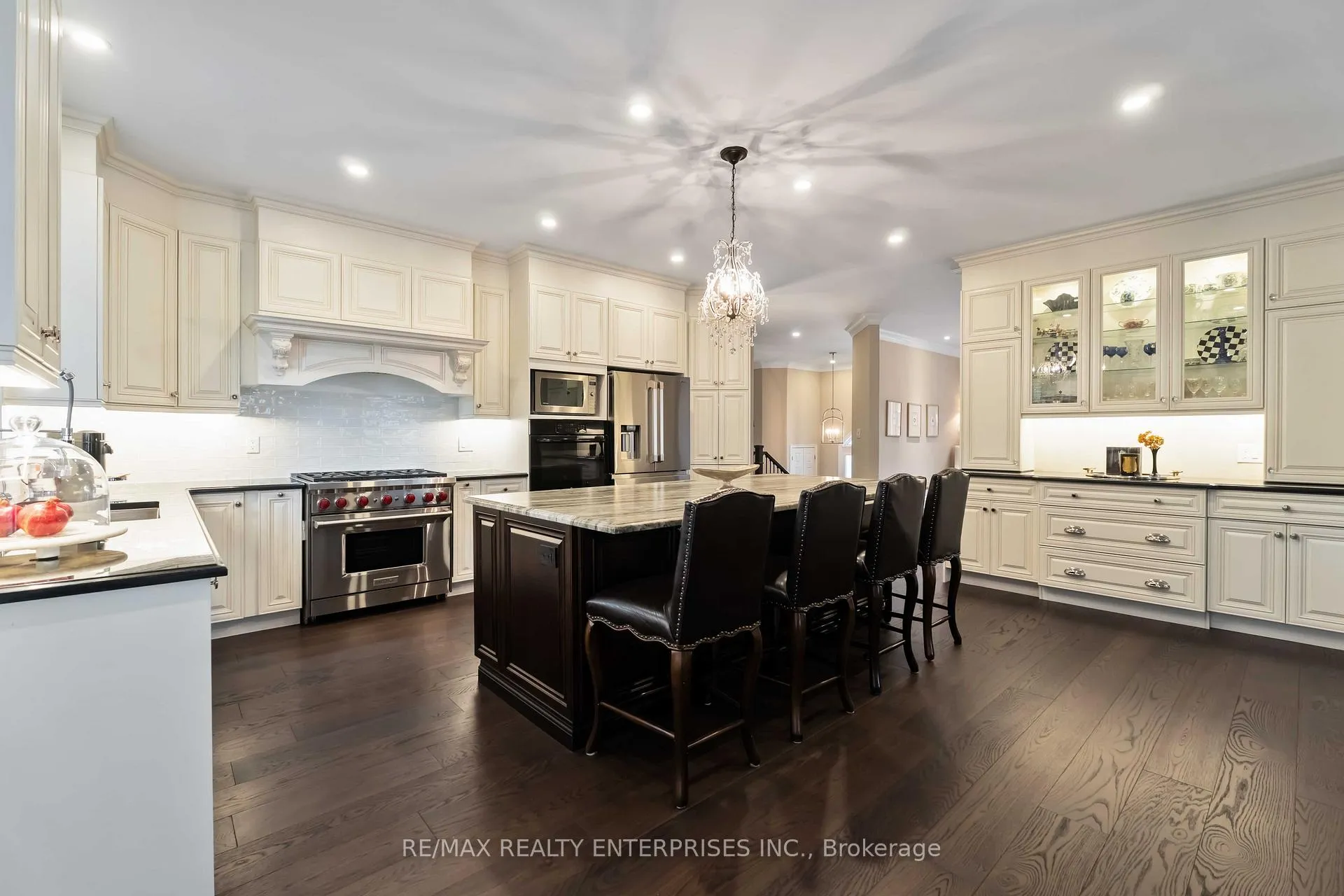 Photo 10 of 59 Creanona Boulevard, Hamilton, Winona Park — HOMEH
