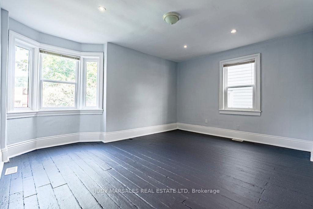 Photo 16 of 499 Hughson Street N, Hamilton, North End — HOMEH