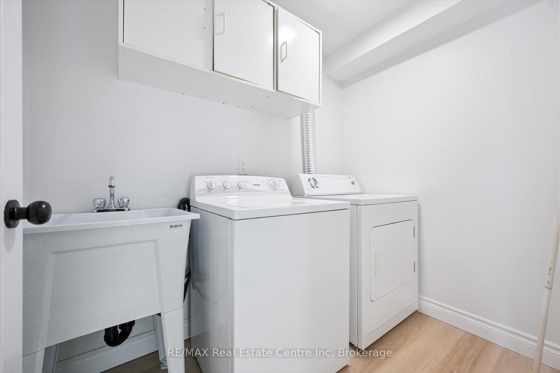 Photo 17 of 4 Carrington Place, Guelph, Kortright West — HOMEH