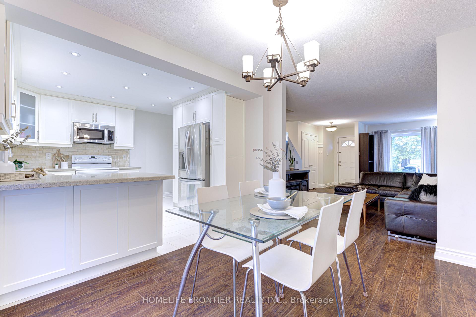 Photo 5 of 358 Woodlawn Crescent, Milton, Bronte Meadows — HOMEH