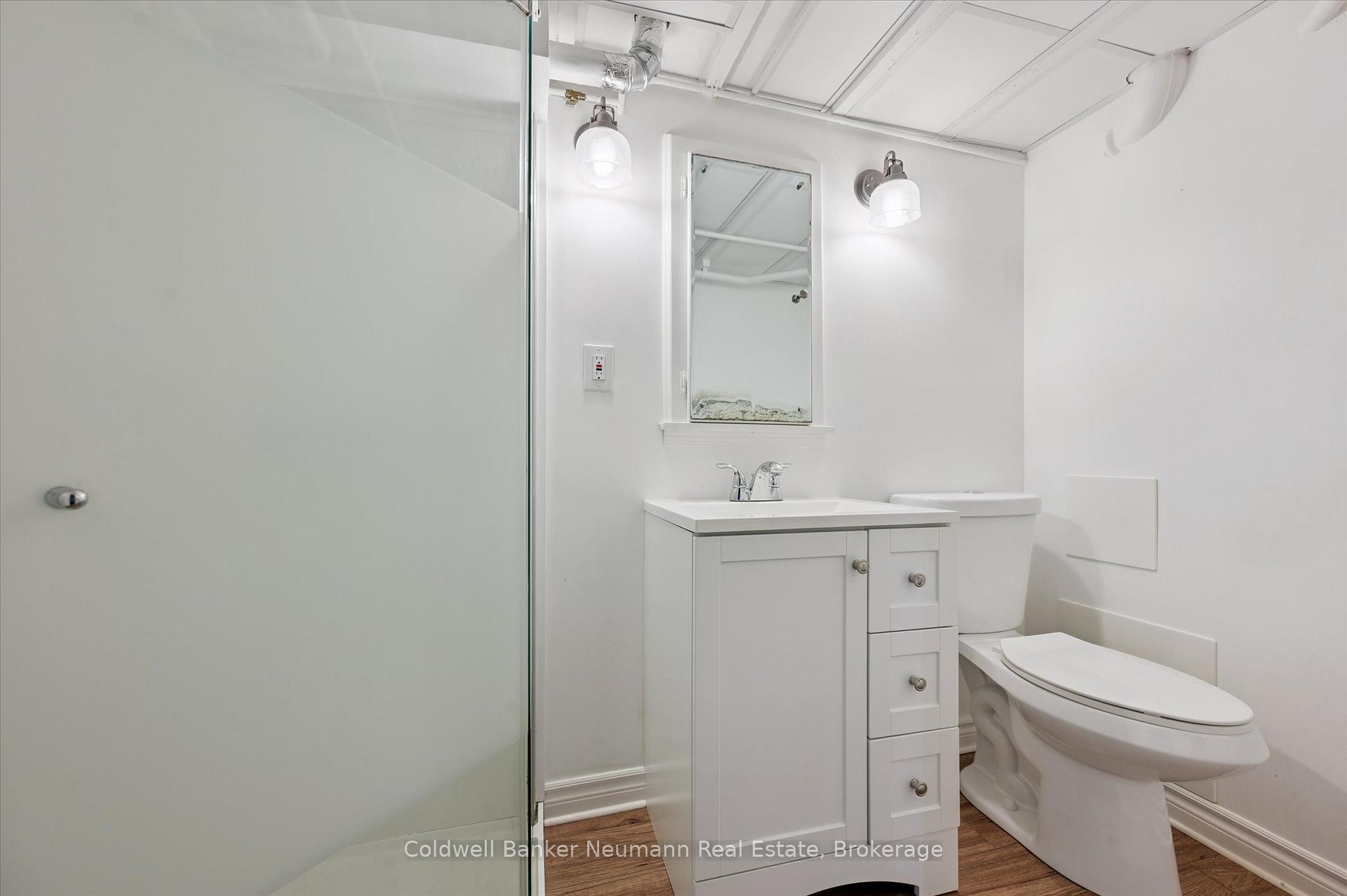 Photo 20 of 26 Bagot Street, Guelph, Junction/Onward Willow — HOMEH
