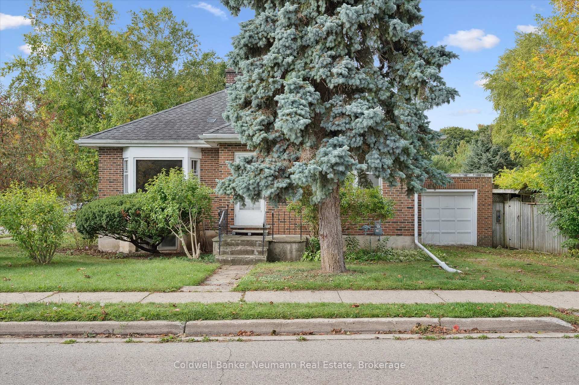 Photo 31 of 26 Bagot Street, Guelph, Junction/Onward Willow — HOMEH