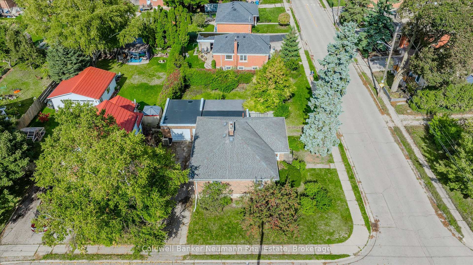 Photo 40 of 26 Bagot Street, Guelph, Junction/Onward Willow — HOMEH