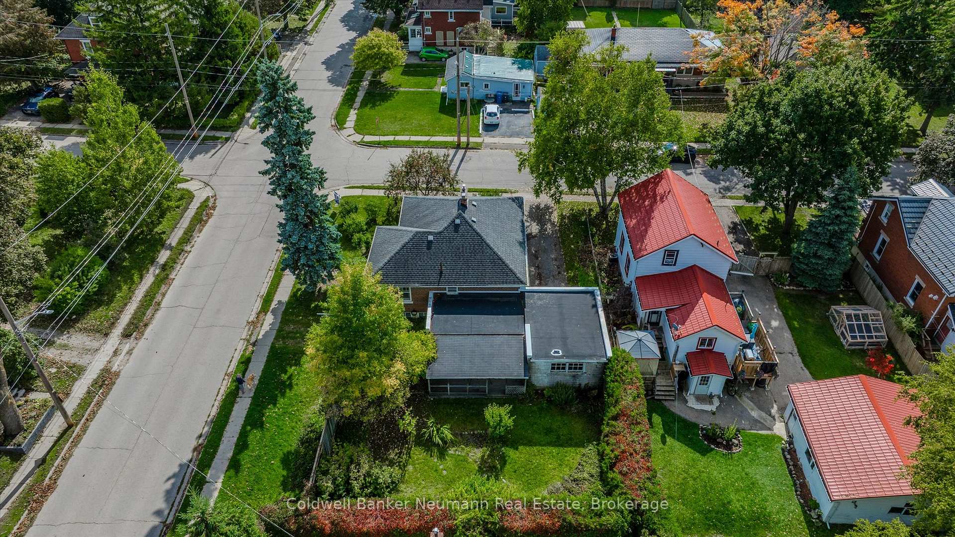 Photo 41 of 26 Bagot Street, Guelph, Junction/Onward Willow — HOMEH