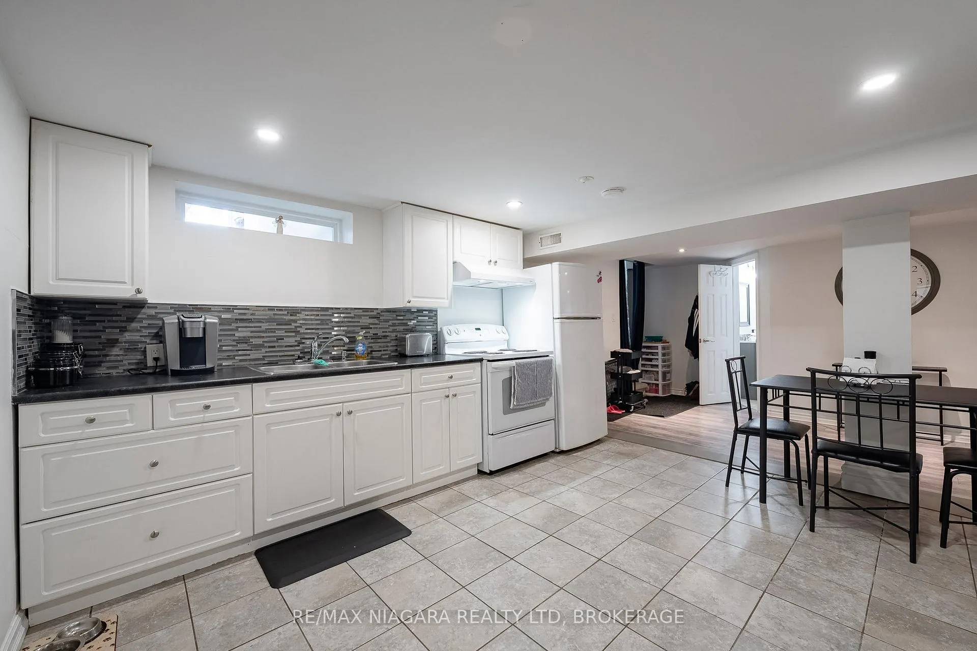 Photo 16 of 63 Moffatt Street, St. Catharines, Oakdale — HOMEH