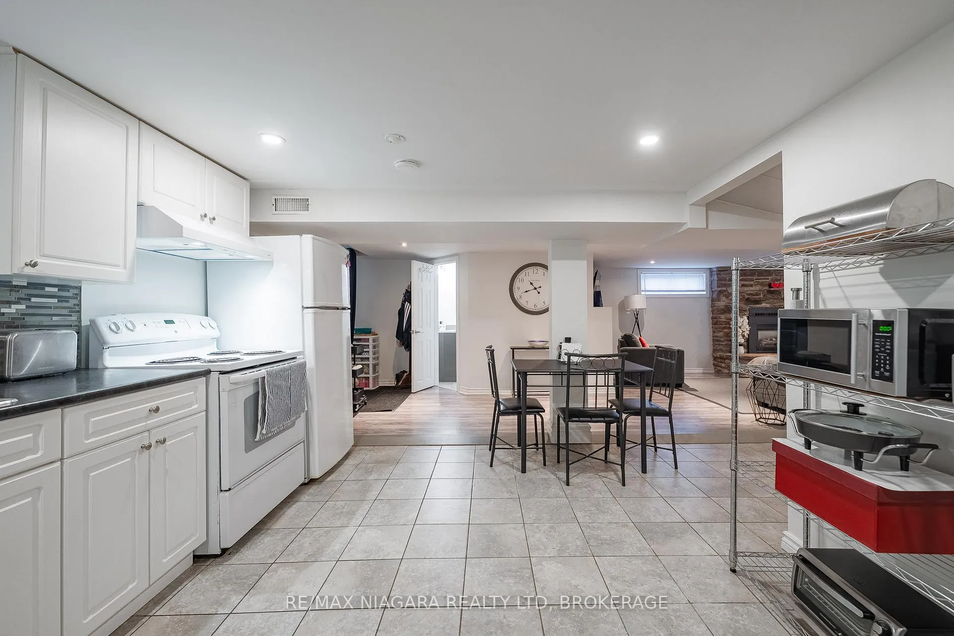 Photo 18 of 63 Moffatt Street, St. Catharines, Oakdale — HOMEH