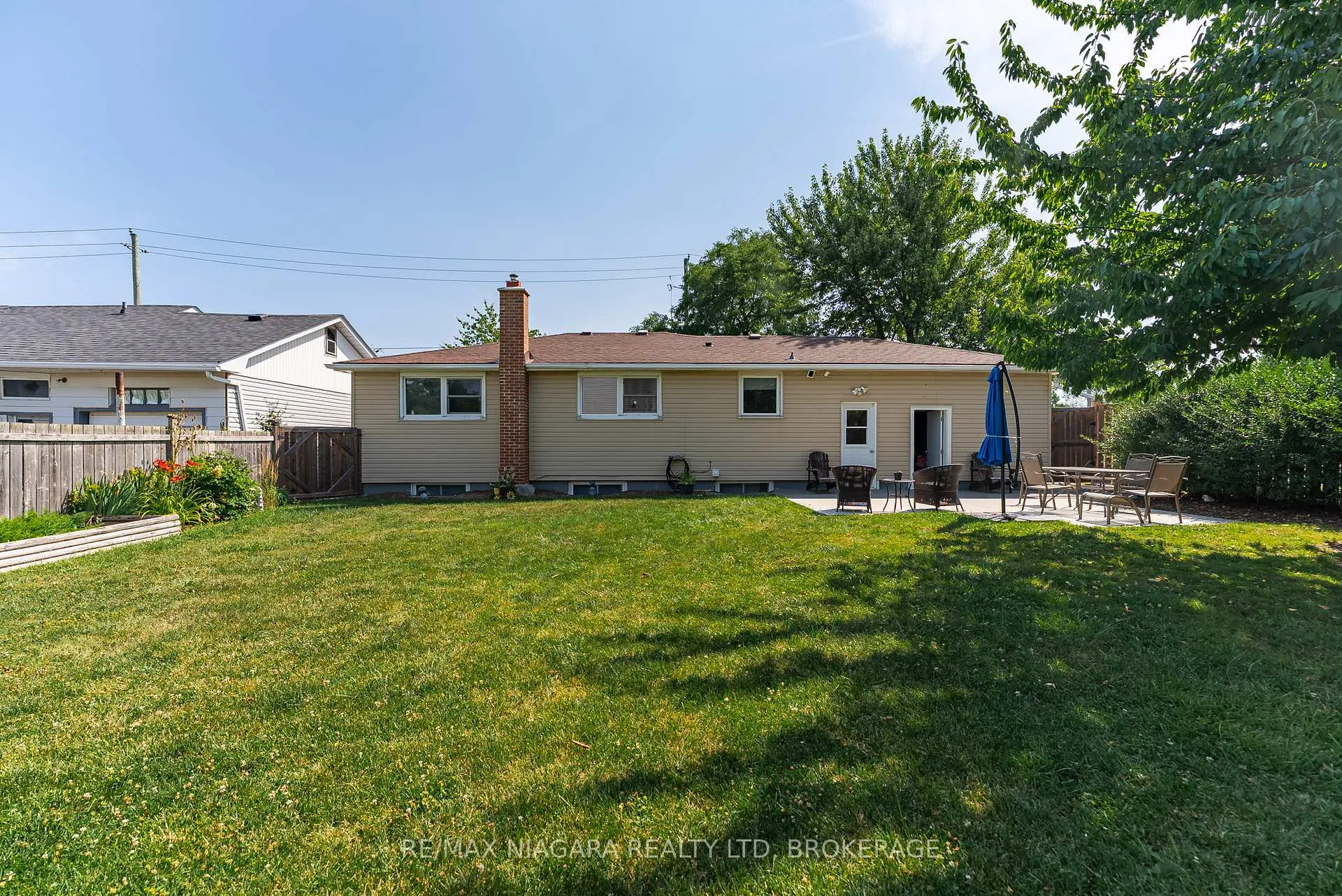Photo 25 of 63 Moffatt Street, St. Catharines, Oakdale — HOMEH