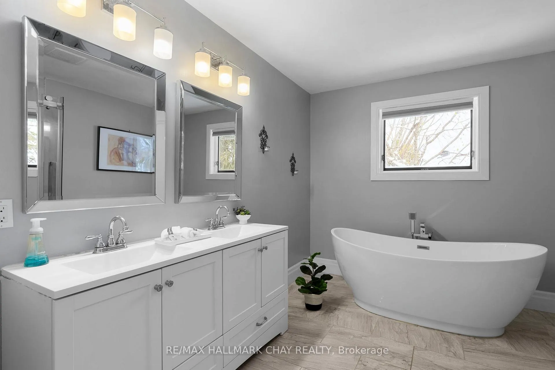 Photo 25 of 78 Twmarc Avenue, Brock, Beaverton — HOMEH