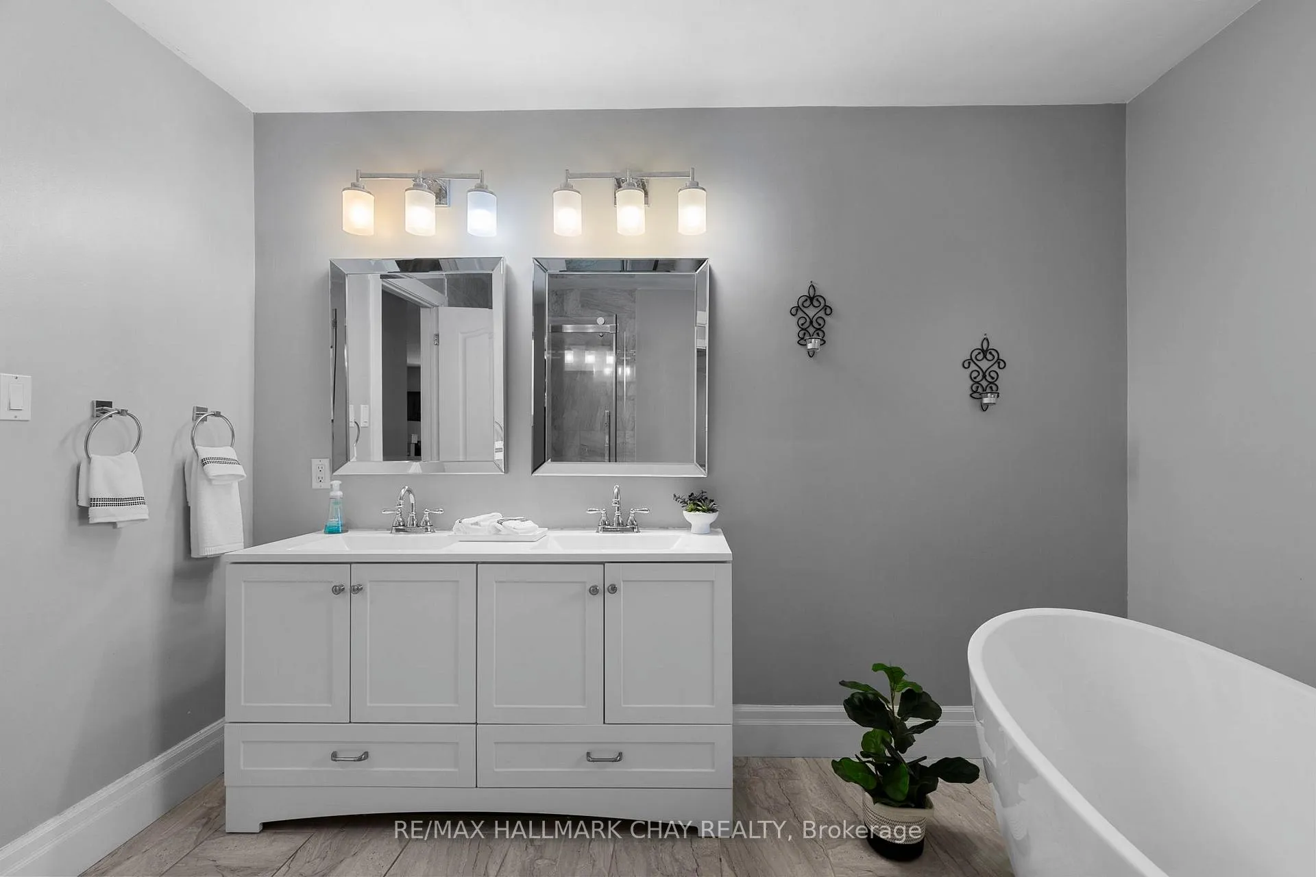 Photo 27 of 78 Twmarc Avenue, Brock, Beaverton — HOMEH