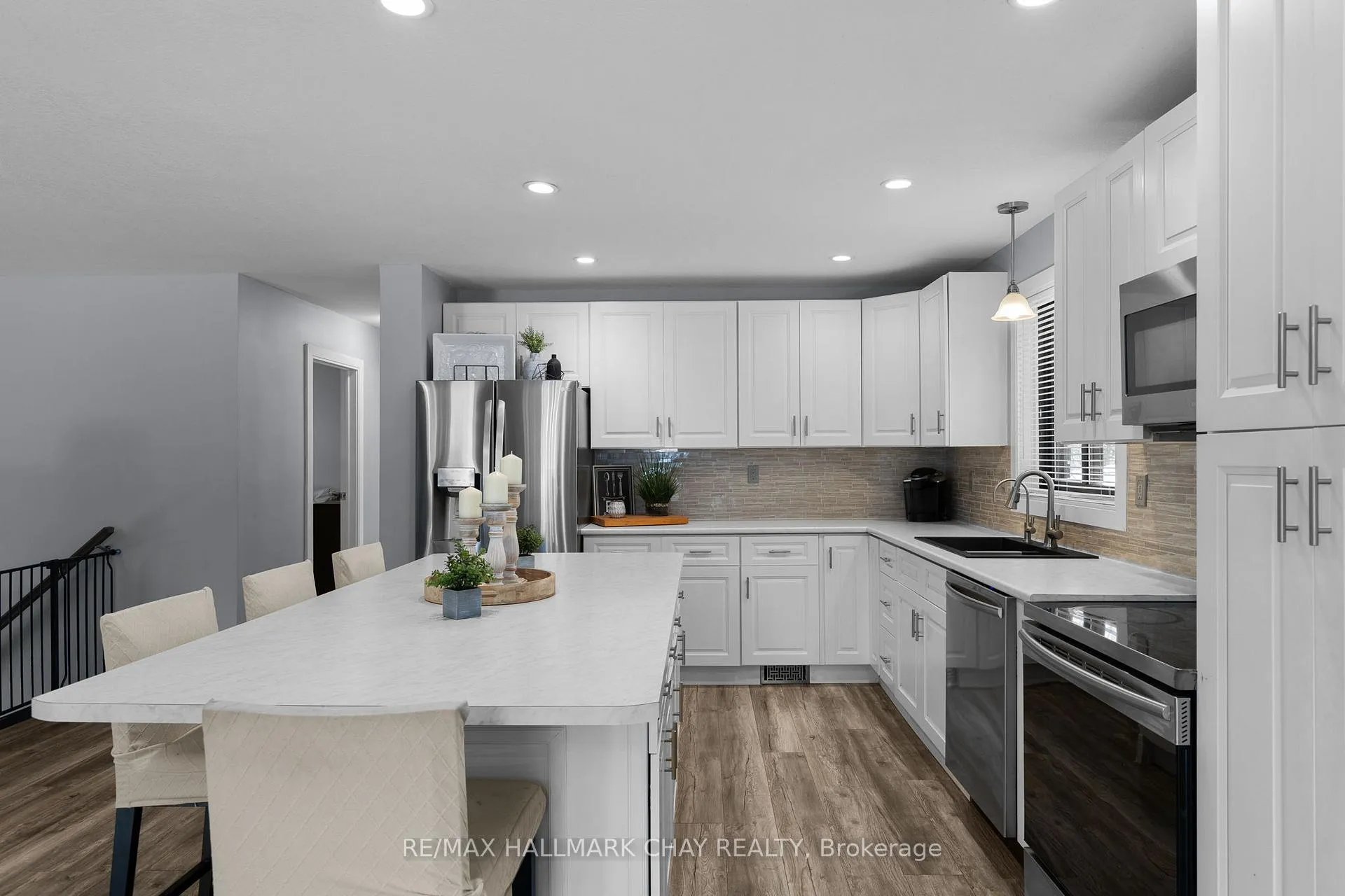 Photo 37 of 78 Twmarc Avenue, Brock, Beaverton — HOMEH