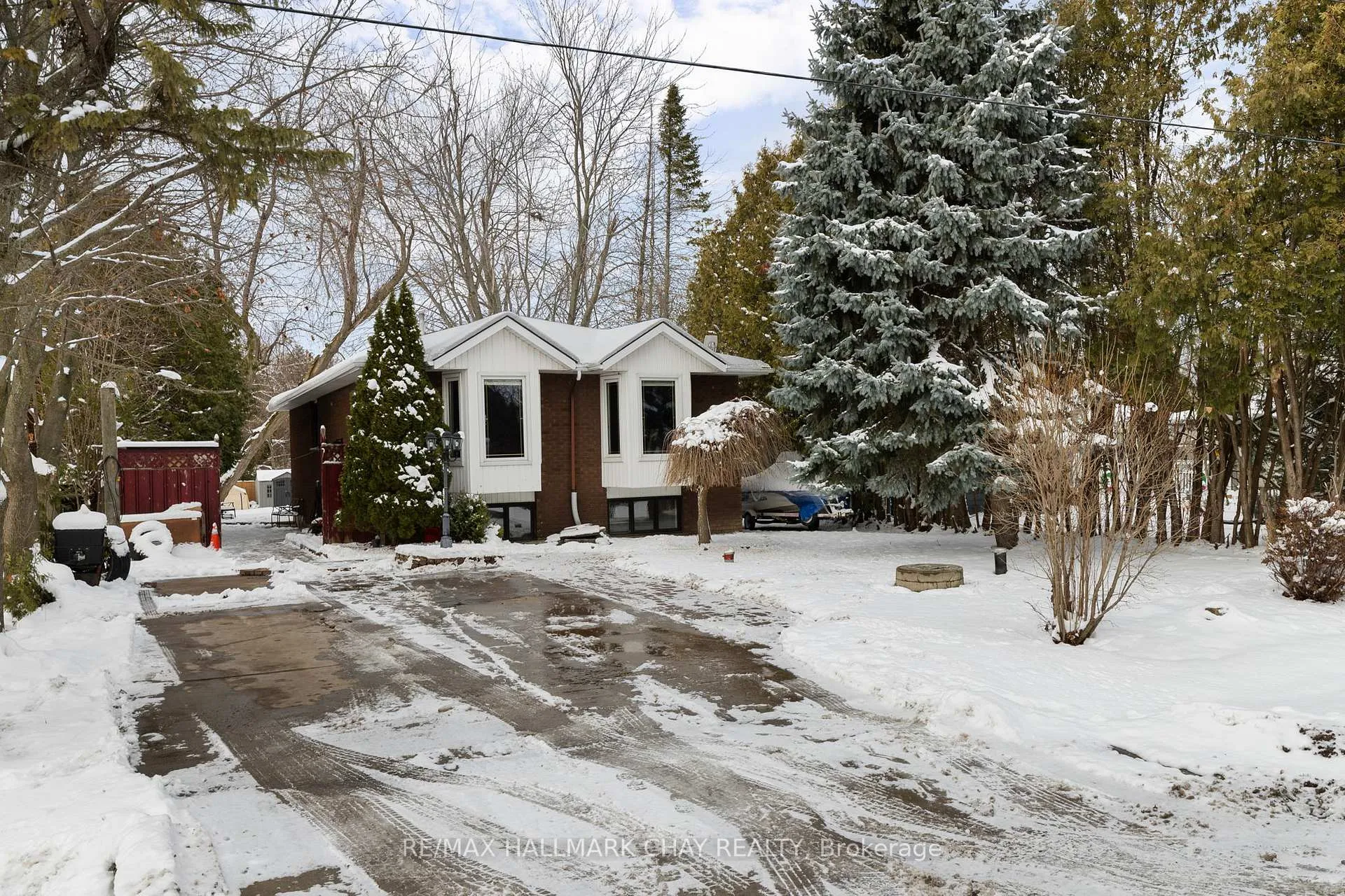 Photo 77 of 78 Twmarc Avenue, Brock, Beaverton — HOMEH