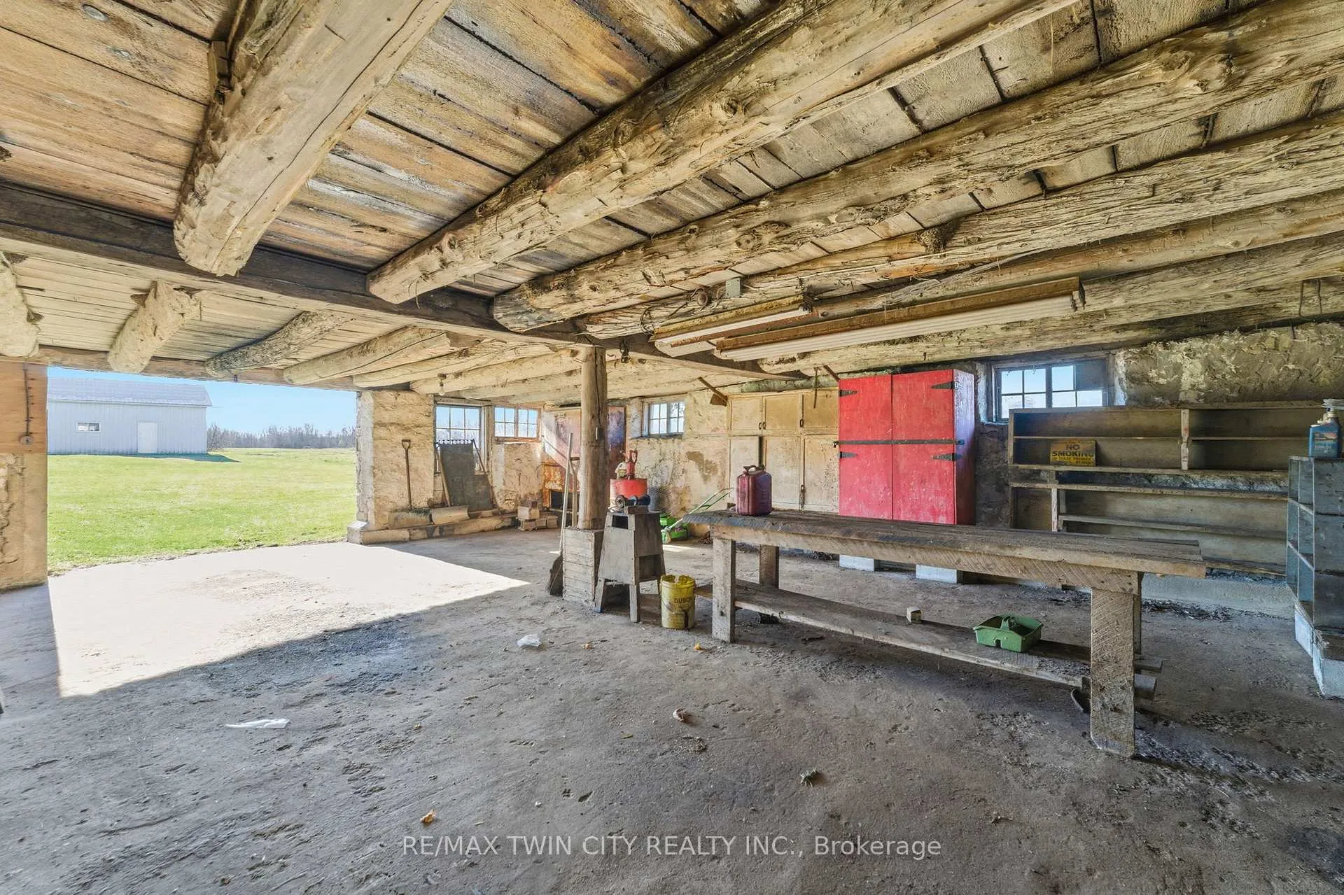 Photo 21 of 1804 Gore Road, Hamilton, Rural Flamborough — HOMEH