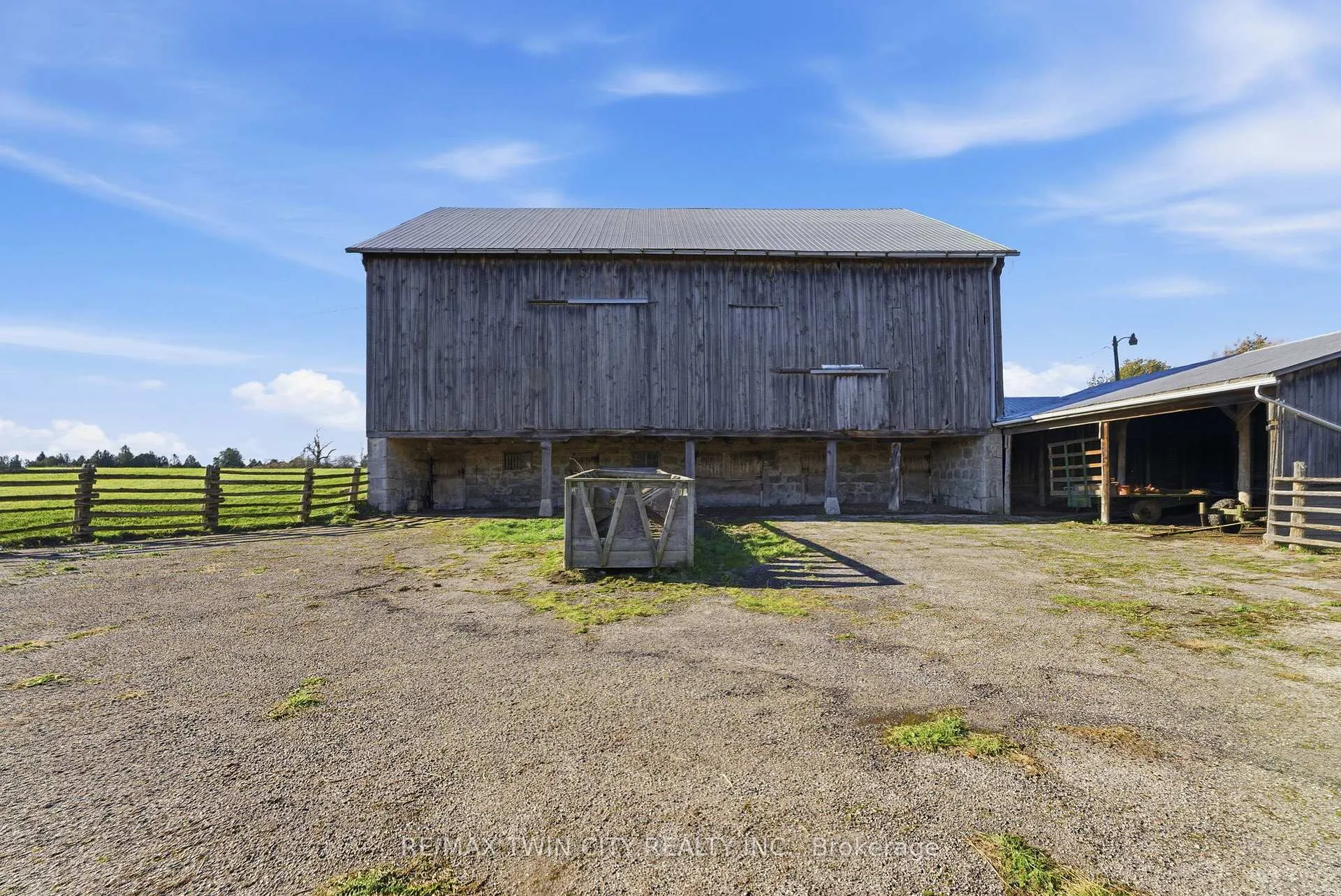 Photo 27 of 1804 Gore Road, Hamilton, Rural Flamborough — HOMEH