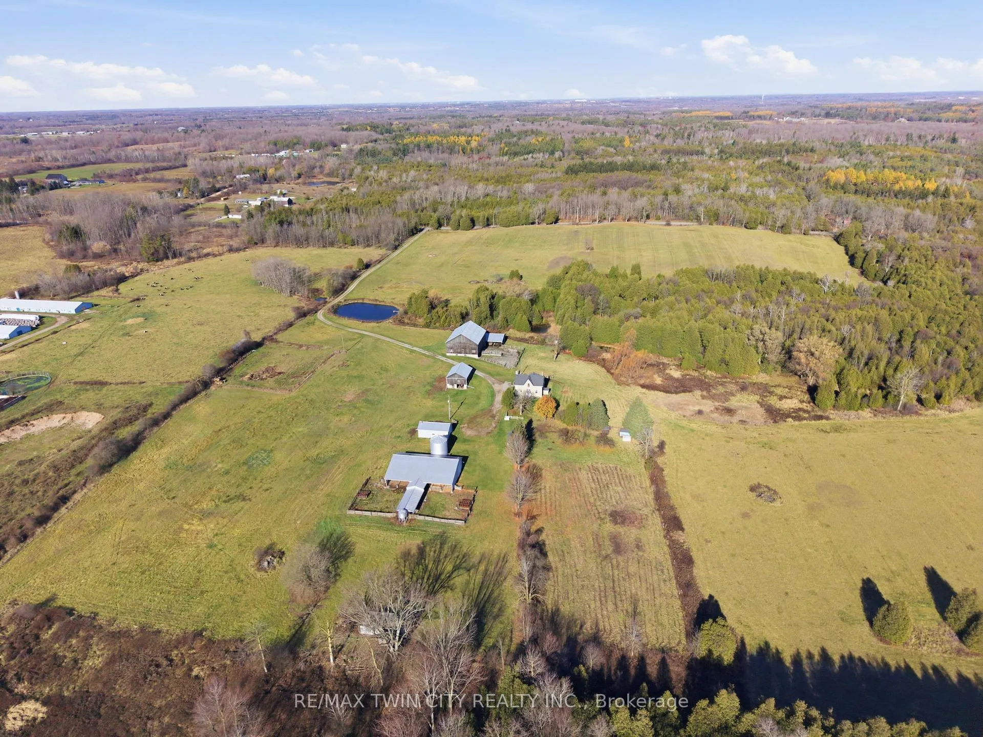 Photo 36 of 1804 Gore Road, Hamilton, Rural Flamborough — HOMEH