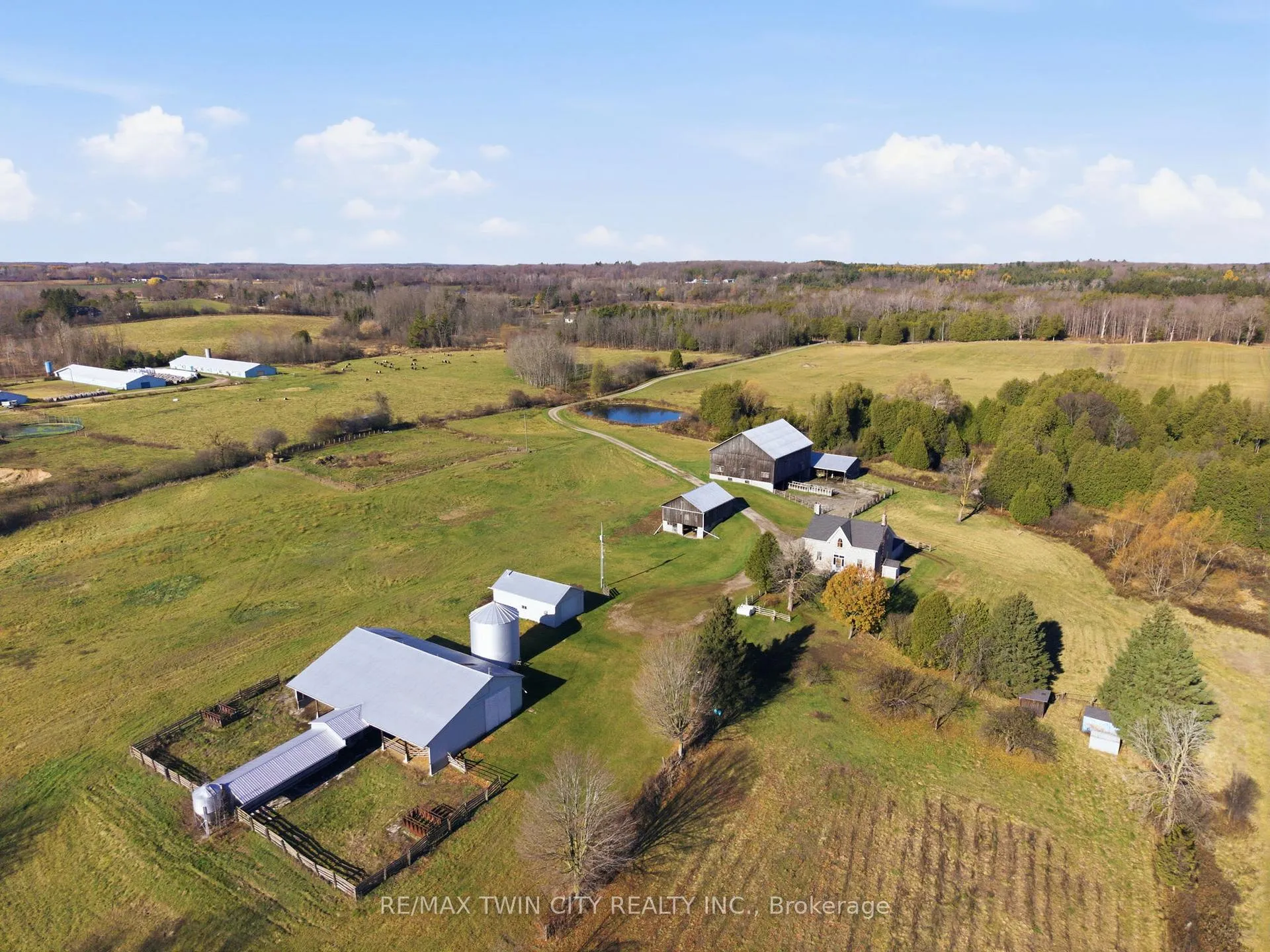 Photo 37 of 1804 Gore Road, Hamilton, Rural Flamborough — HOMEH