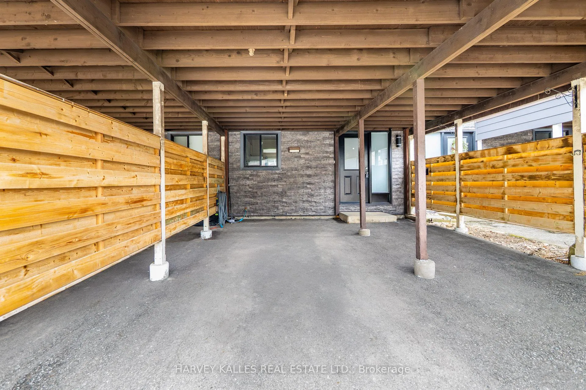 Photo 2 of Unit 56, 135 Chalmers Street S, Cambridge — HOMEH