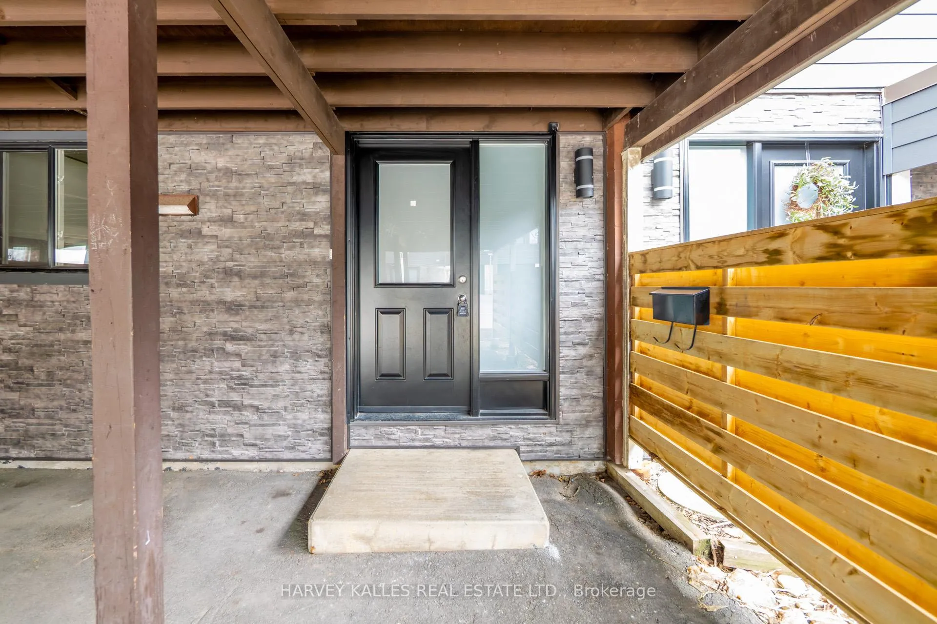 Photo 3 of Unit 56, 135 Chalmers Street S, Cambridge — HOMEH