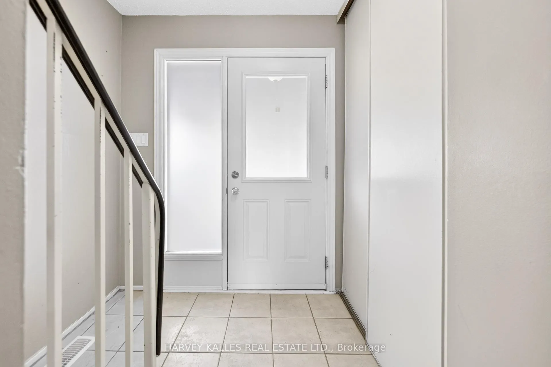 Photo 4 of Unit 56, 135 Chalmers Street S, Cambridge — HOMEH