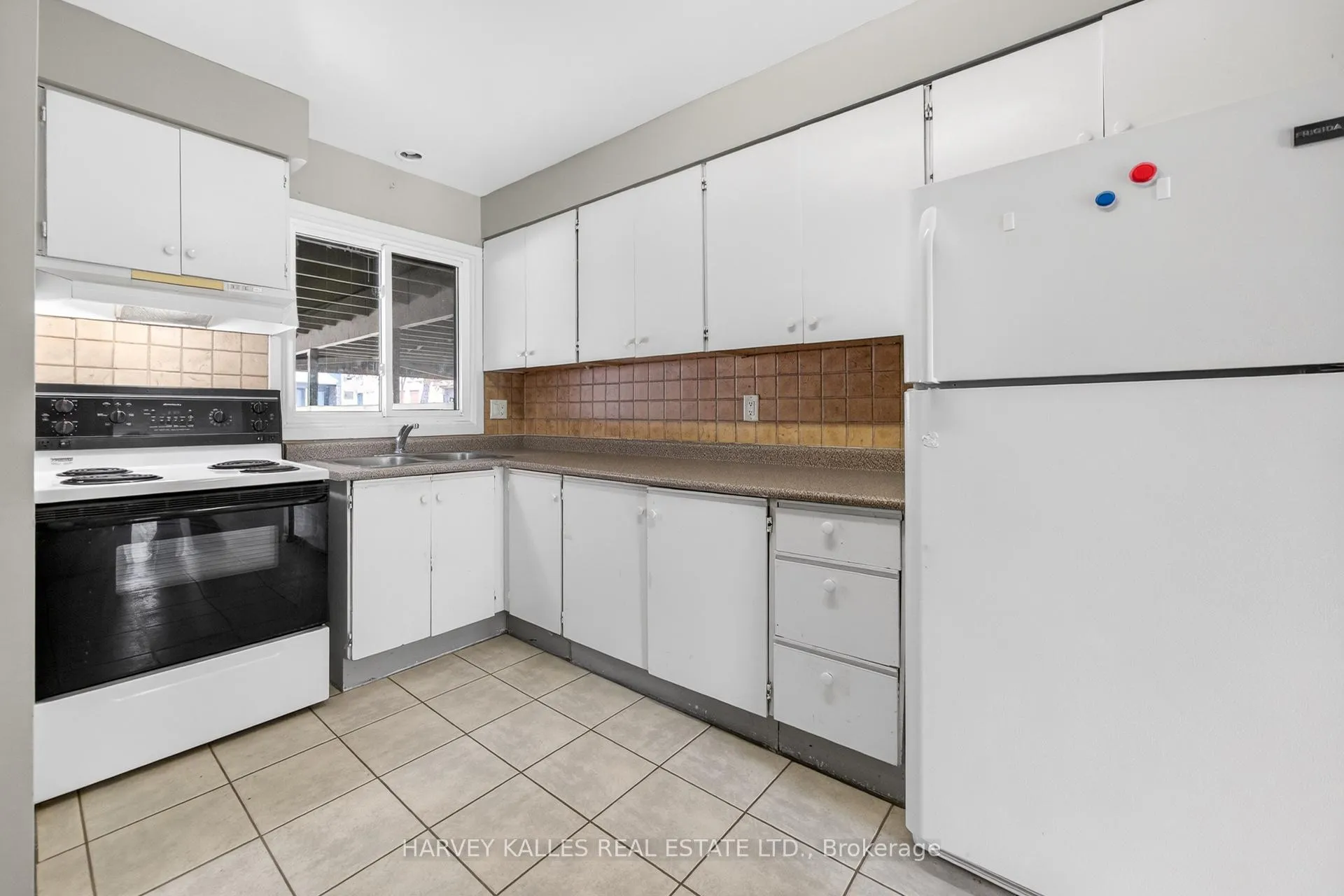 Photo 15 of Unit 56, 135 Chalmers Street S, Cambridge — HOMEH