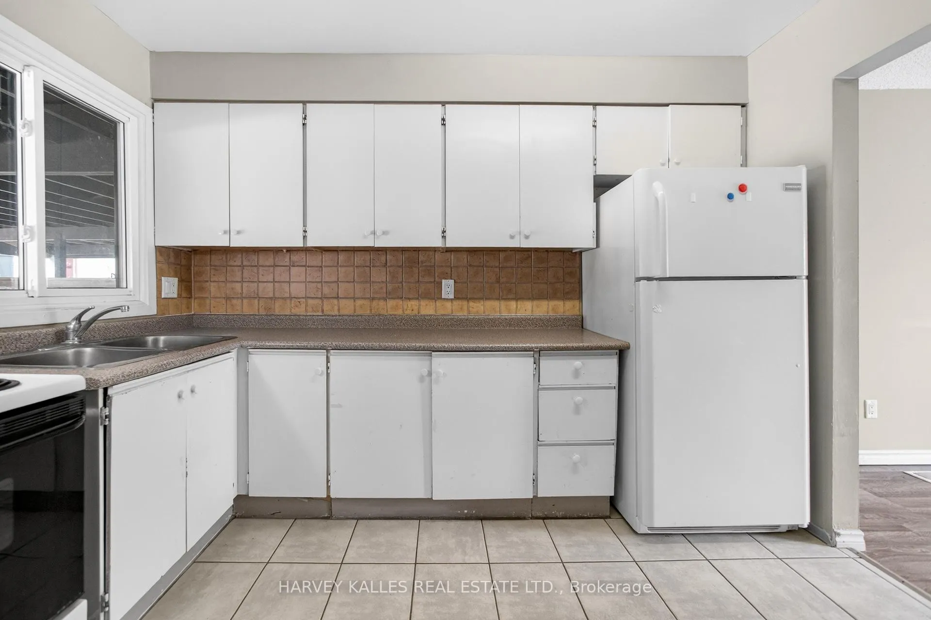 Photo 16 of Unit 56, 135 Chalmers Street S, Cambridge — HOMEH