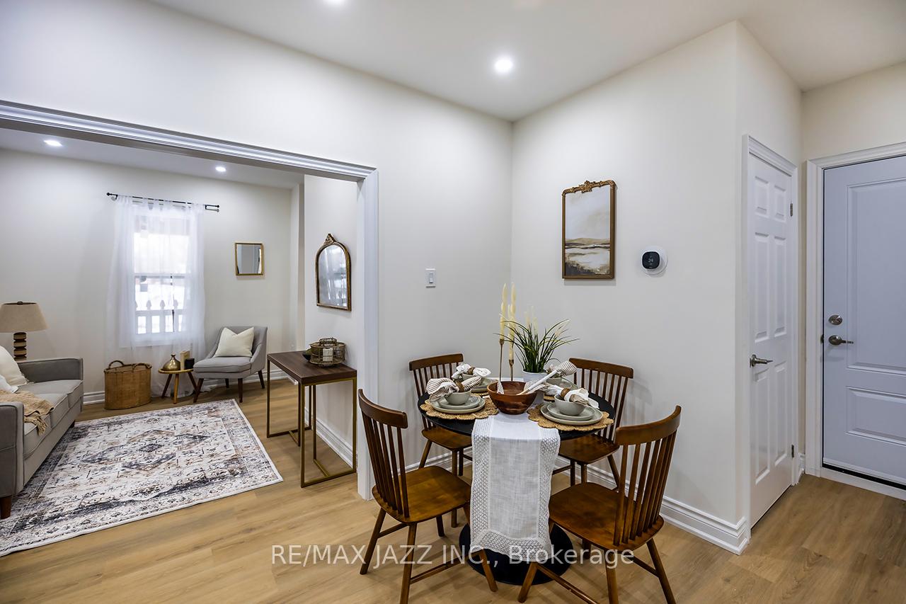 Photo 11 of 297 Westcott Street, Peterborough, Town Ward 3 — HOMEH