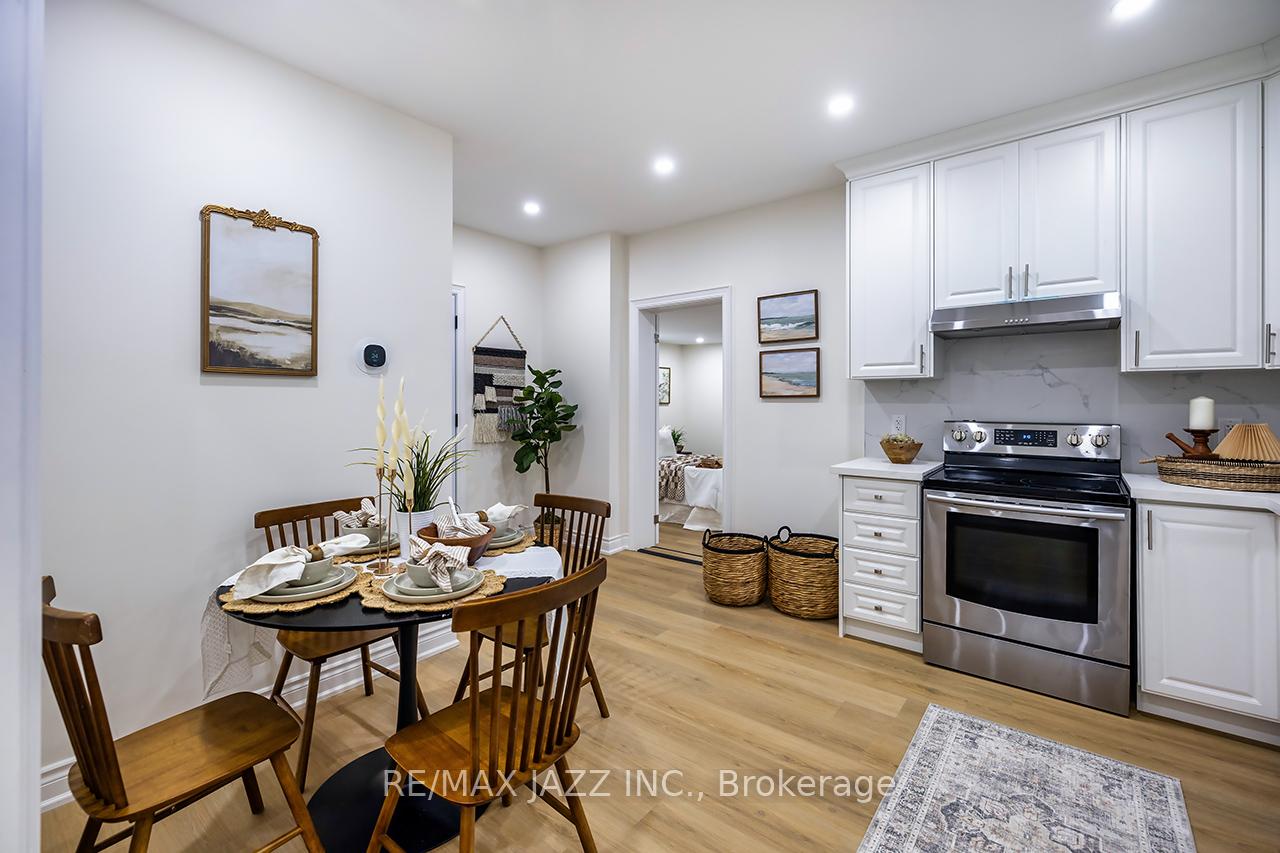 Photo 13 of 297 Westcott Street, Peterborough, Town Ward 3 — HOMEH