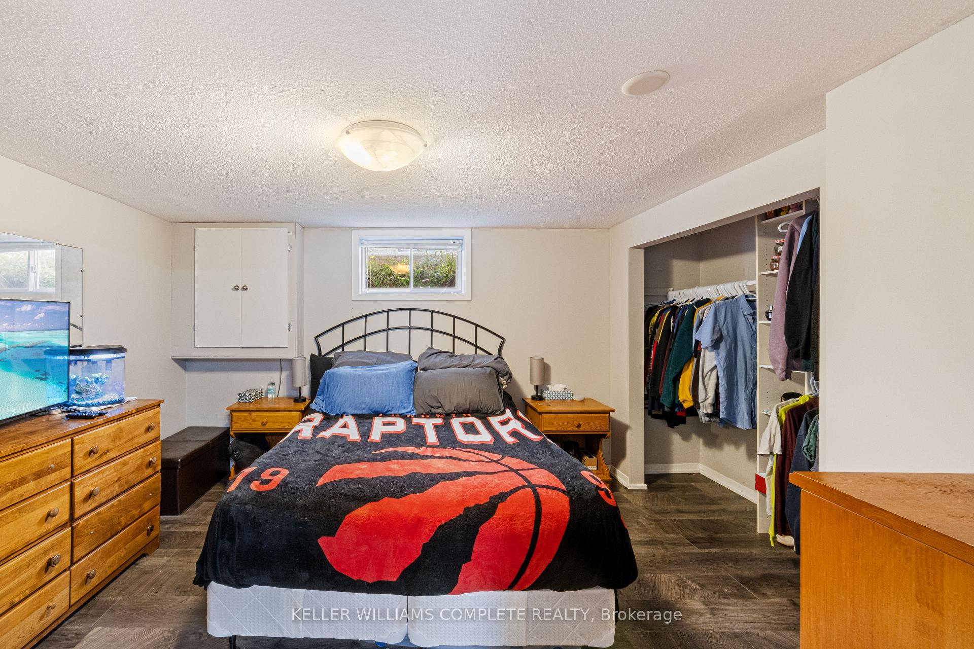 Photo 26 of 11 Calgary Avenue, Guelph, St. George's — HOMEH