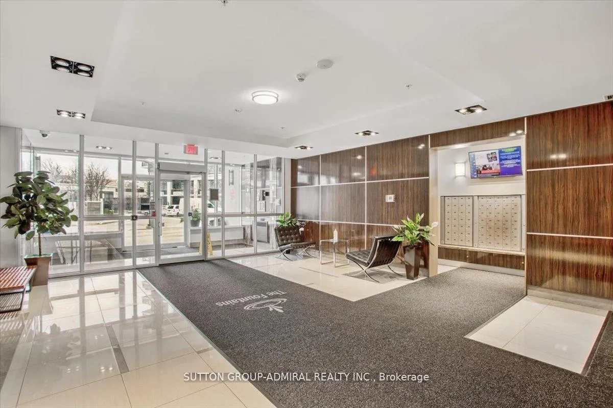 Photo 2 of Unit 204, 95 North Park Road, Vaughan, Beverley Glen — HOMEH
