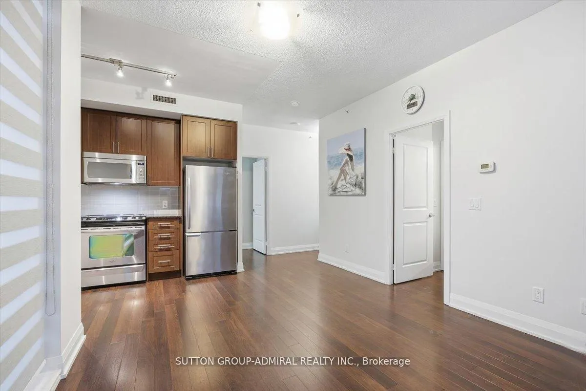 Photo 8 of Unit 204, 95 North Park Road, Vaughan, Beverley Glen — HOMEH